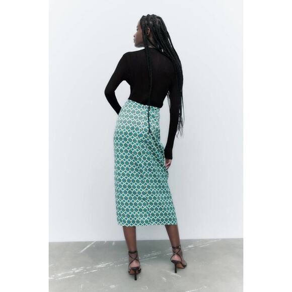 NWT ZARA GEOMETRIC PRINT MIDI SKIRT - Picture 8 of 16